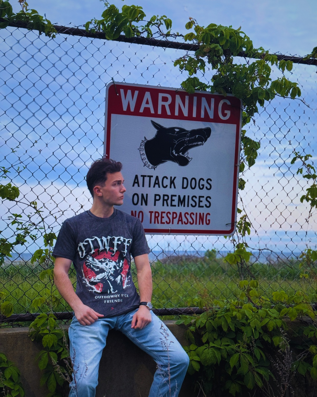 Distressed Bloody Moon Tee